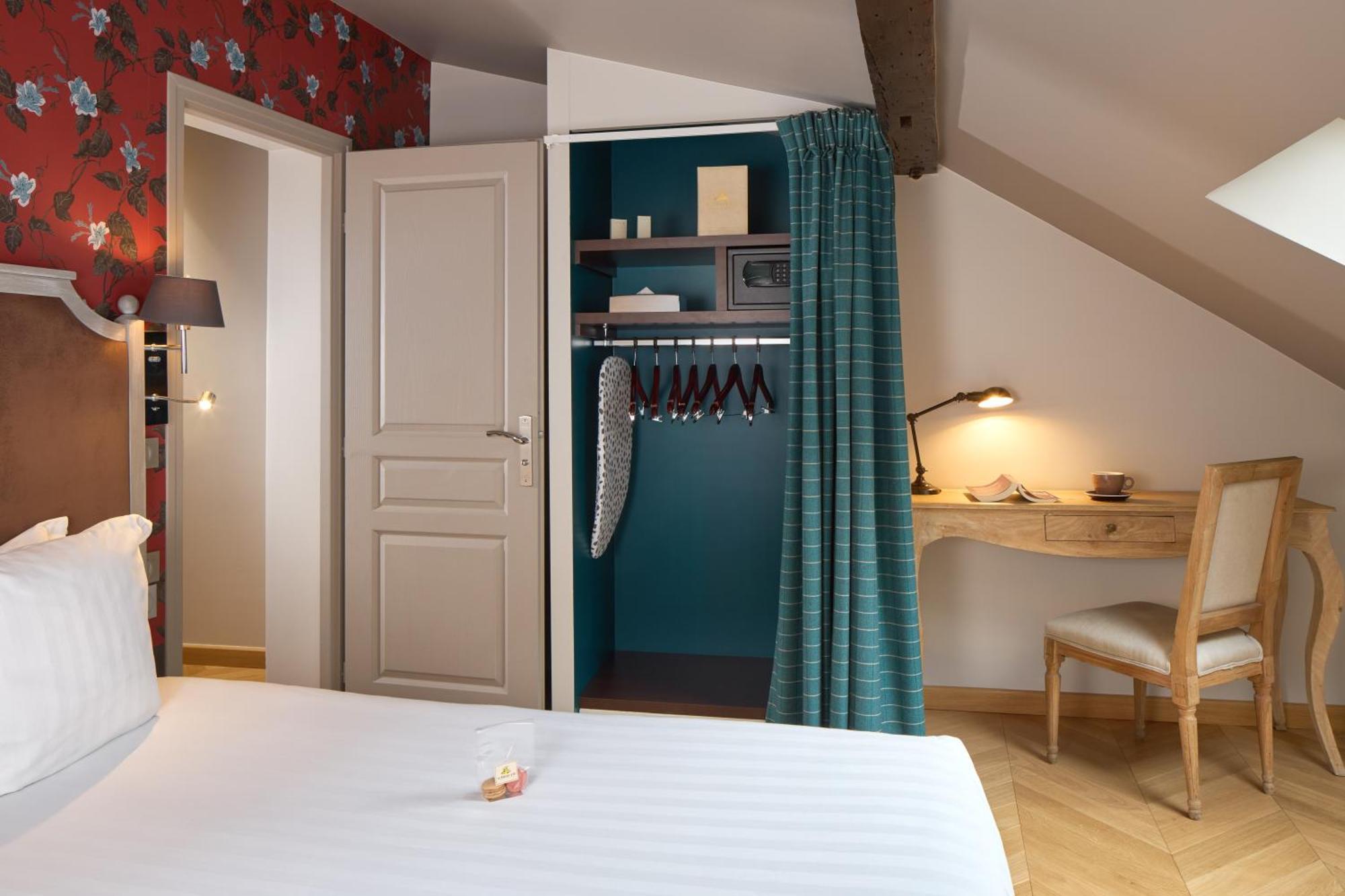 Hotel Le Robinet D'or Canal Saint Martin Parigi